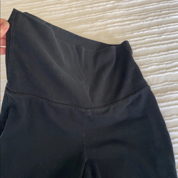 ❌SOLD Black Fold-over Yoga Pants - Picture 6 of 8